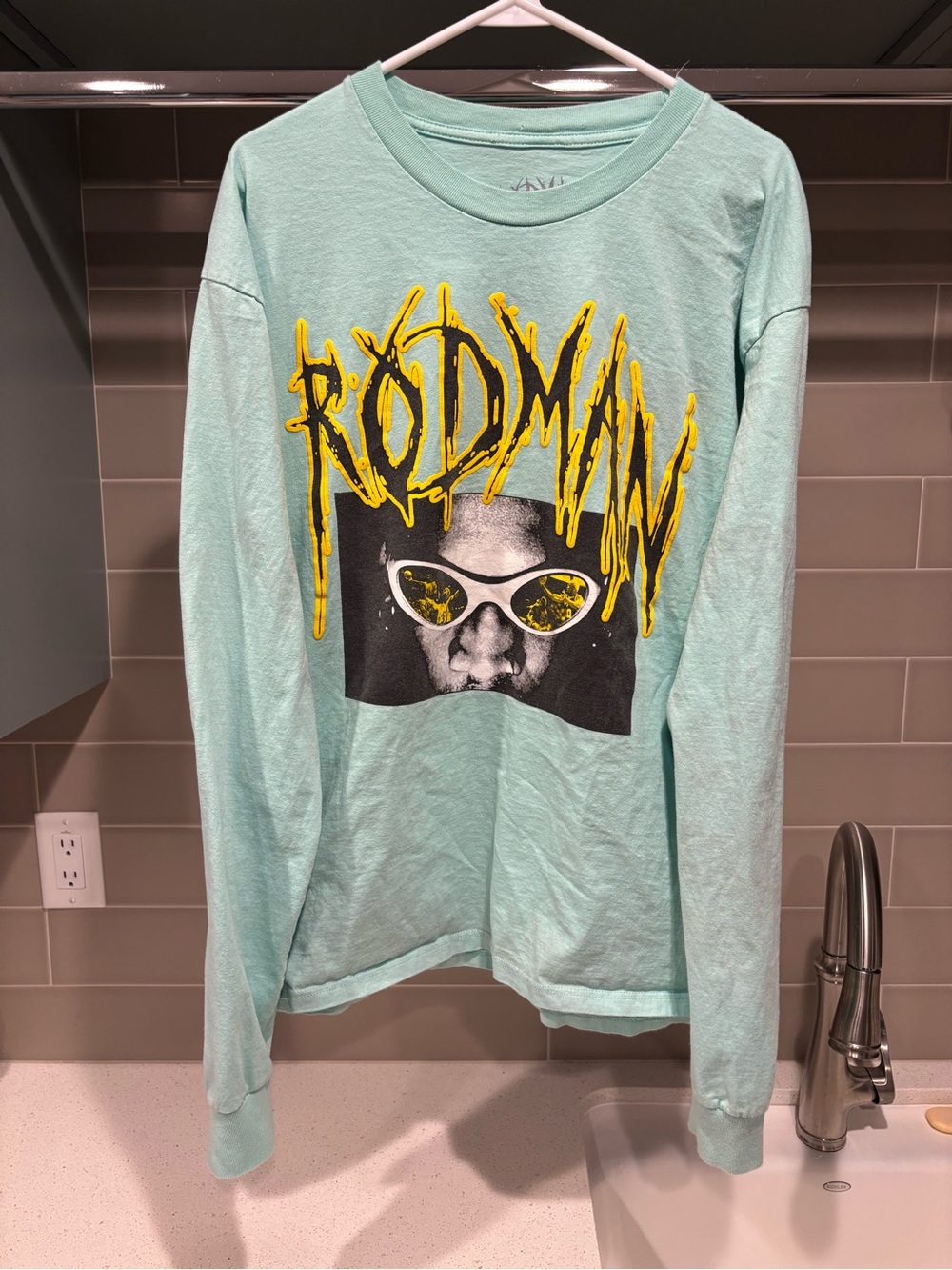 RODMAN Puff Print Dennis Rodman Basketball Graphic Long Sleeve Shirt Size XL
